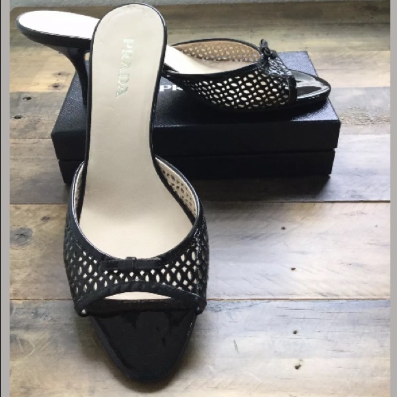 Prada - Picture 2 of 5